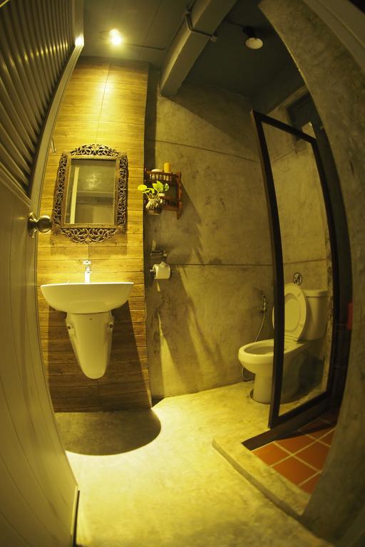 Mon Lodge & Yoga Donmueang Bangkok Bagian luar foto